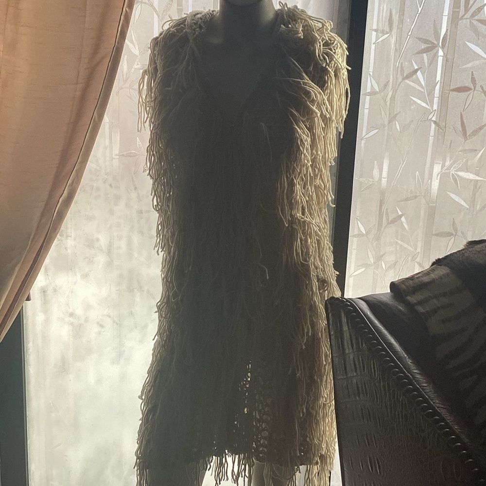 Fringed Cream Sleeveless Sweater